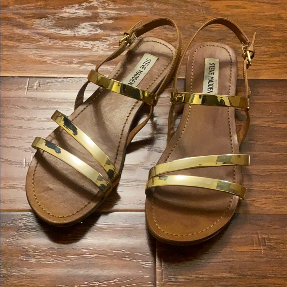 GUC Steve Madden Gold Sandals